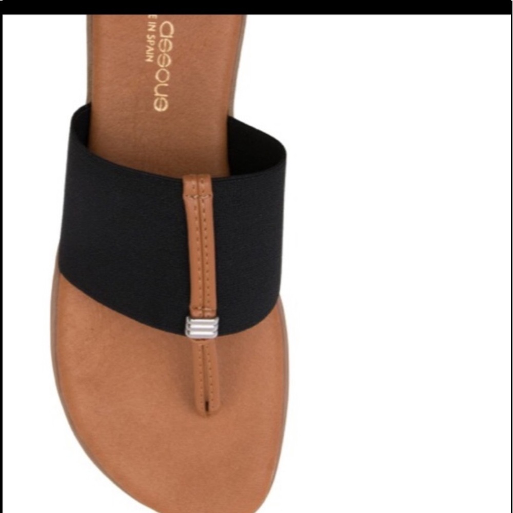 Andre Assous Sandals